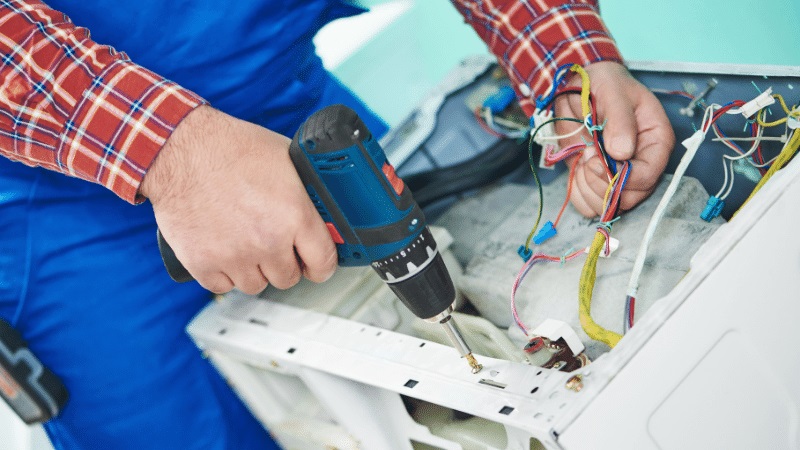 Nallıhan Bosch Bosch çamaşır makinesi kart tamiri – Su almama arızası orijinal parça ile giderildi. - Teknik servis örneği